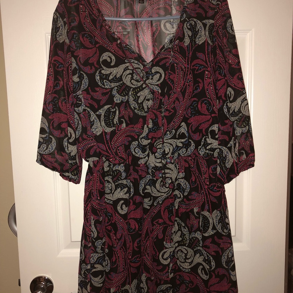 Dress - Picture 3 of 3